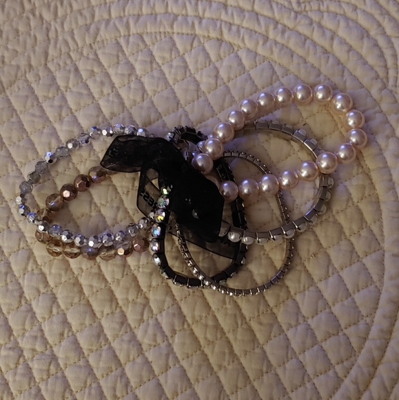 Express Assorted Stretch Bracelets (6 bracelets in set) - Picture 2 of 2